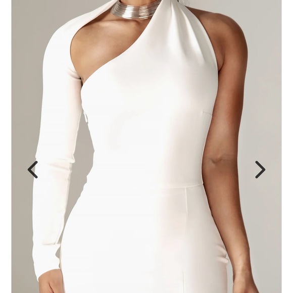 Cream Asymmetrical Ribbed One-Shoulder Gown - Picture 3 of 3